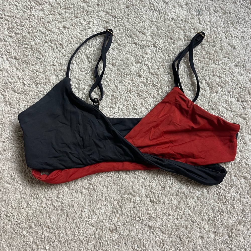 L*Space Swimsuit stop